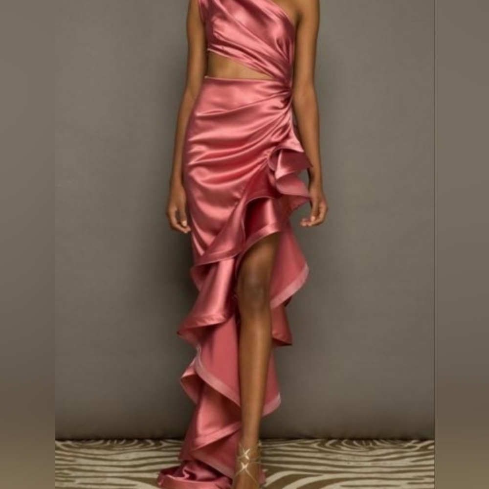 Bronx and Banco gown